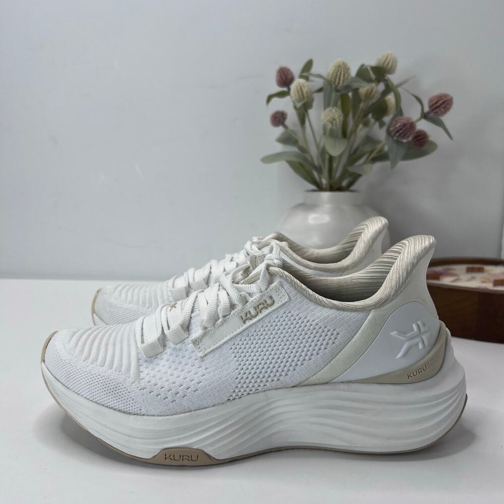 Kuru Atom 2 Walking Comfort Sneaker Bright White Women 6M Tried On